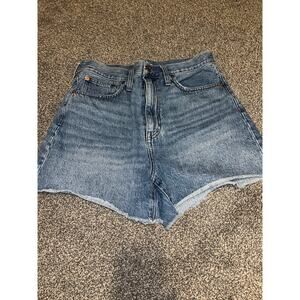 Madewell the mom Jean shorts size 28